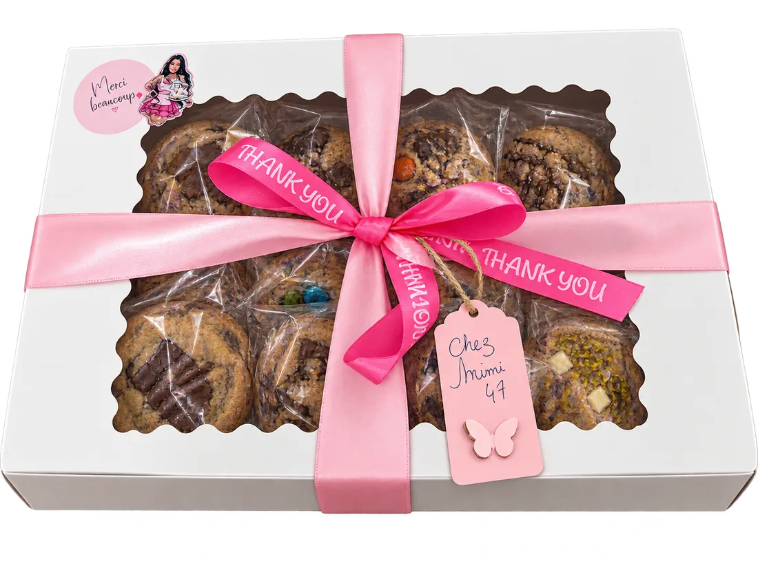Box de cookies Chez Mimi à fenêtre, nouée d'un ruban satiné rose